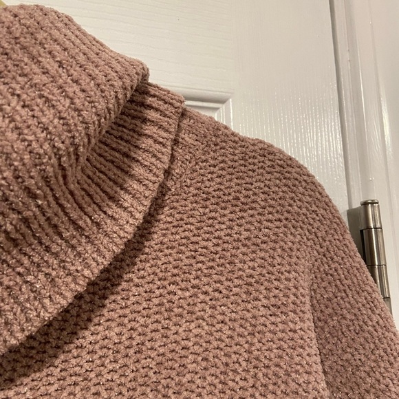 Pink Rose Size M Mauve Cowl Neck Long Sleeve Cropped Soft Chenille Knit Sweater - Picture 2 of 12
